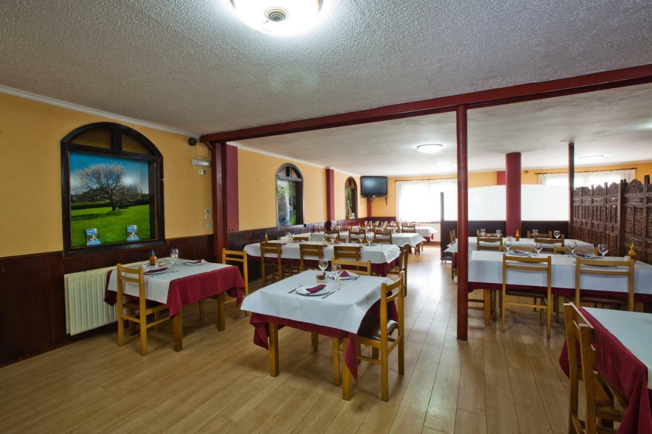 Hotel Terranova Оса-Дос-Риос Экстерьер фото